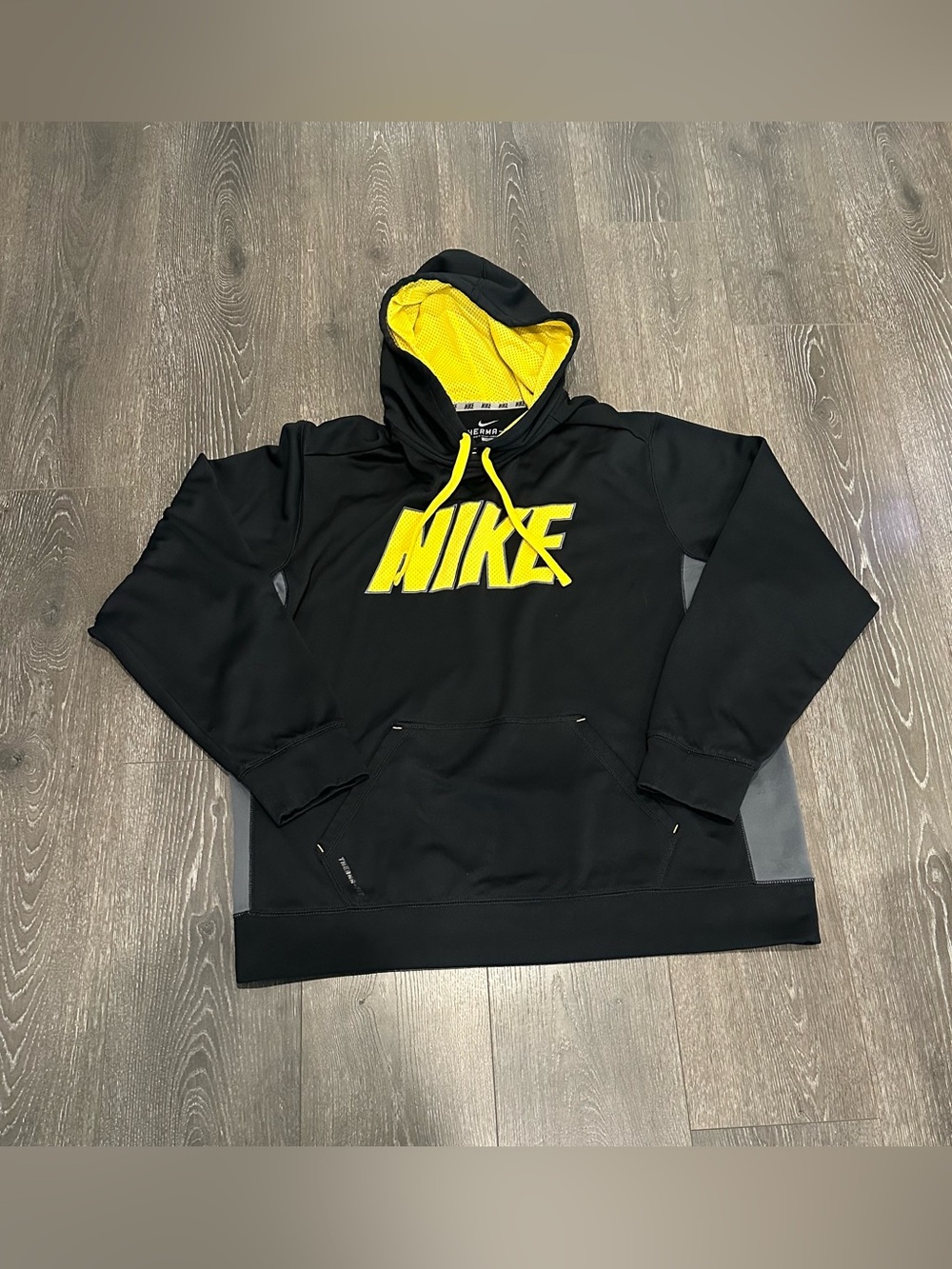 Nike Therma Fit Black Hoodie with Yellow Logo & Lined Hood size XLARGE